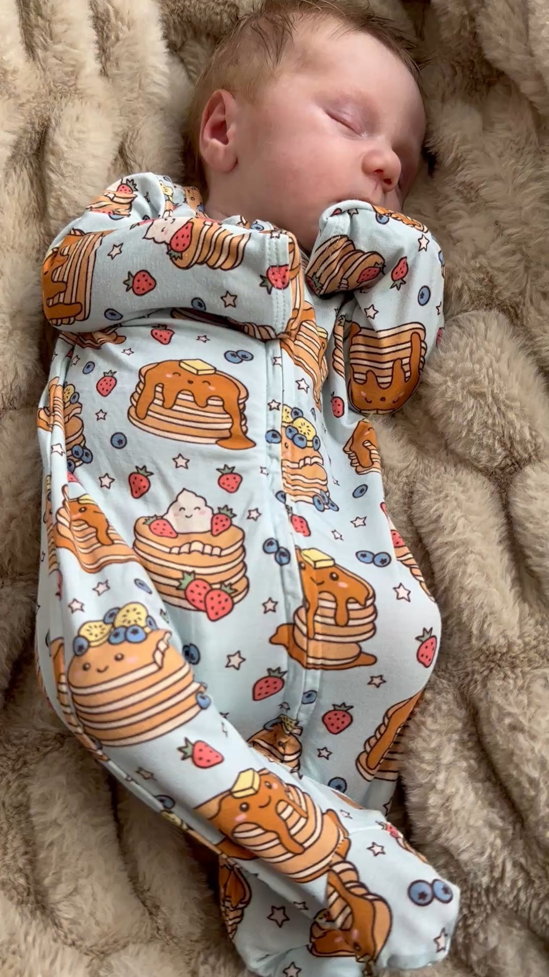 Cole’s new cute pancake onesie! Wearing newborn - he’s currently almost 8lbs and 21in long

#LTKFindsUnder50 #LTKWatchNow #LTKBaby