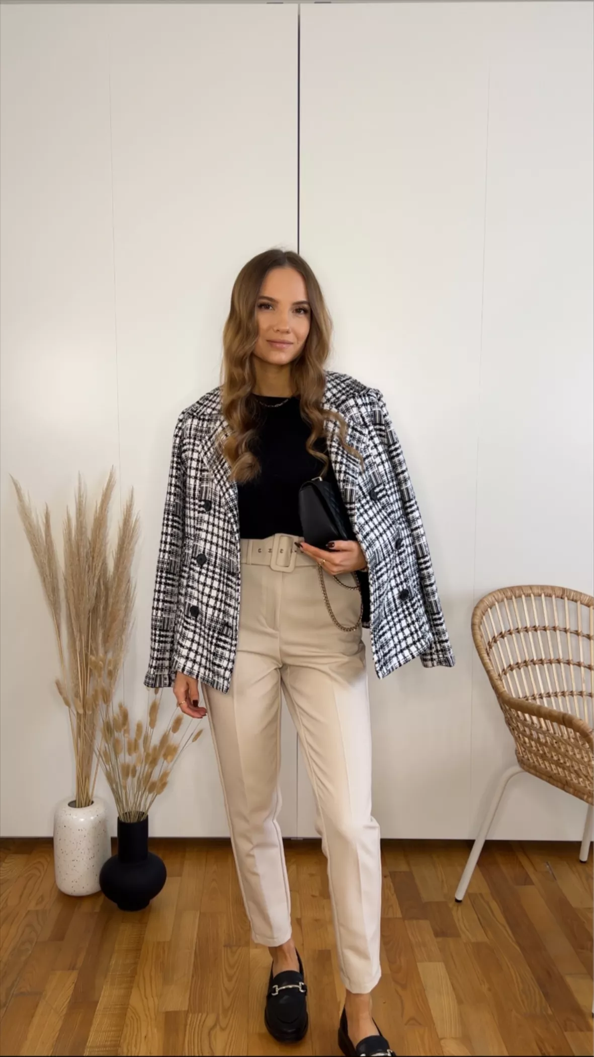 black cigarette trousers zara pants like new, black, side pockets rebekabarath on LTK