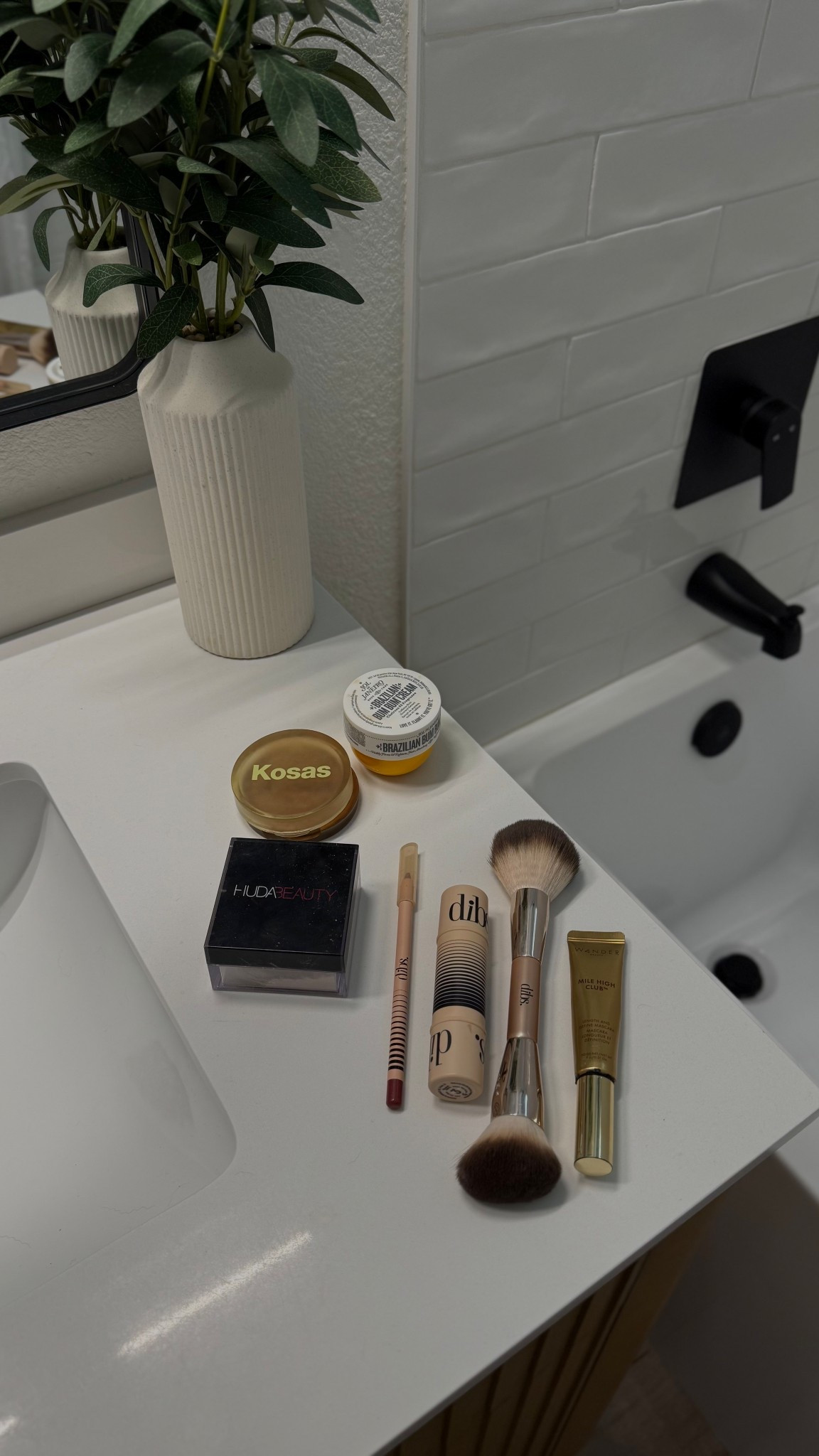 getting ready essentials 🫶🏼

#LTKStyleTip #LTKBeauty #LTKFindsUnder100