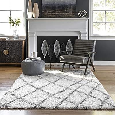 nuLOOM Alvera Soft & Plush Shag Rug, 4' X 6', White | Amazon (US)