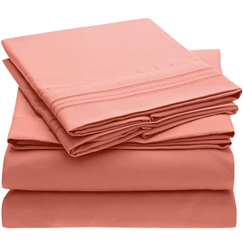 Mellanni Full Size Sheet Set - Hotel Luxury 1800 Bedding Sheets & Pillowcases - Extra Soft Cooling B | Amazon (US)