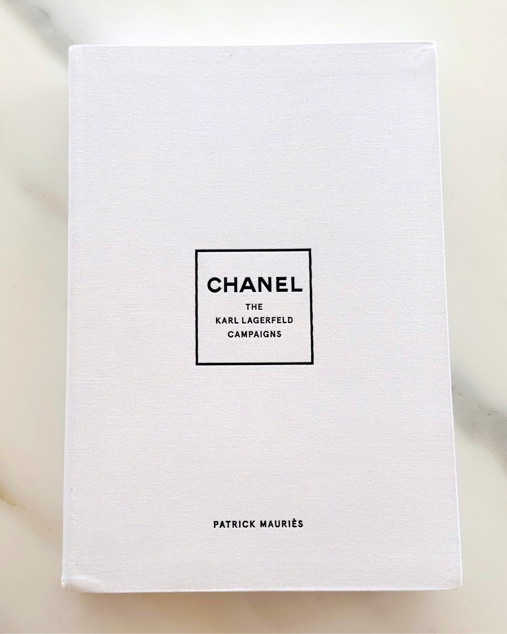 550 pages of pure genius 🤍🕶️
Such a stunning book and just found it 40% off!!

#LTKsalealert #LTKfindsunder50 #LTKhome