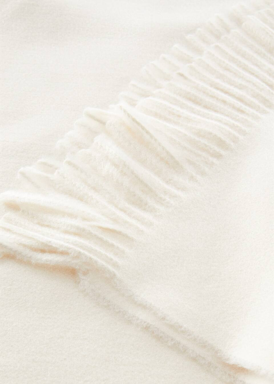 Fringed edge scarf -  Women | Mango United Kingdom | MANGO (UK)