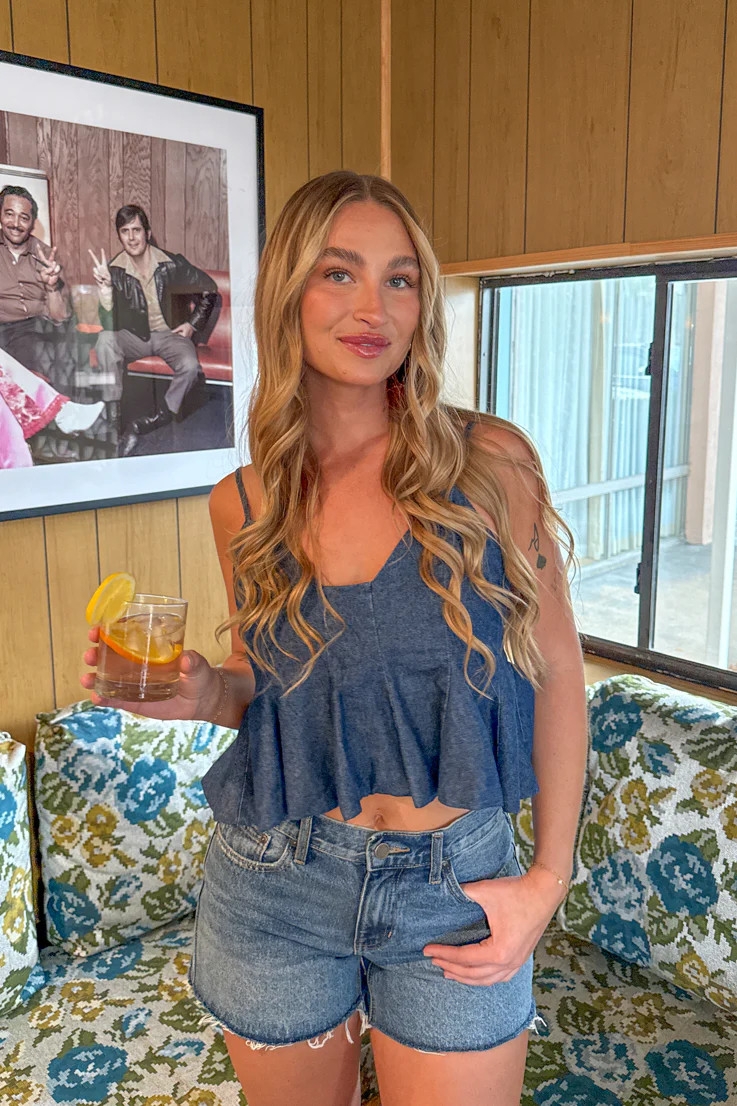 Here For It Top | Vestique