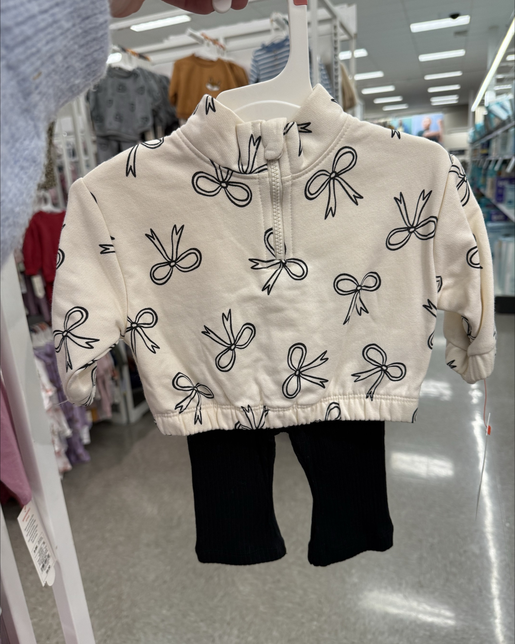 Target does it again 🤩🤗
#TargetBaby #Babygirl #Targetoutfits

#LTKKids #LTKFamily #LTKBaby