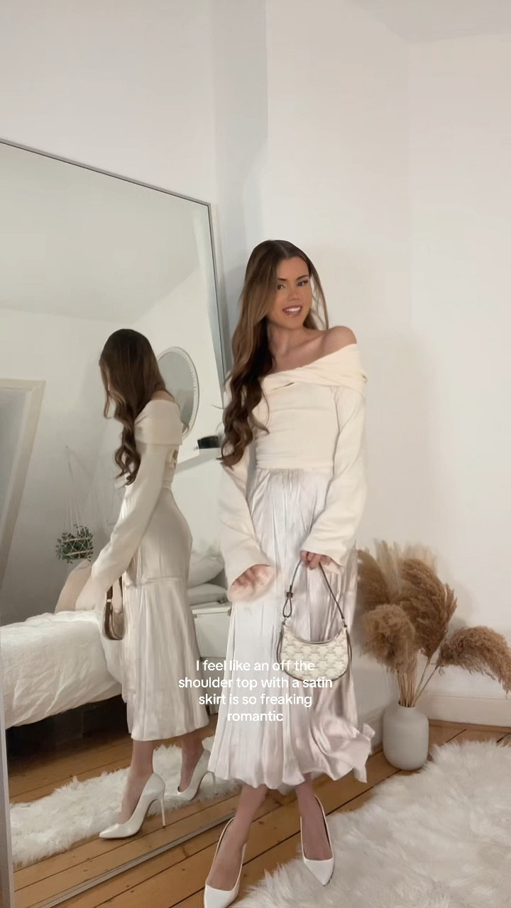 Valentine’s Day outfit inspo! Perfect for cold weather but still looking/feeling hot! 🍫🤍🫶🏼🧸🌹

#LTKSeasonal #LTKfindsunder100 #LTKstyletip