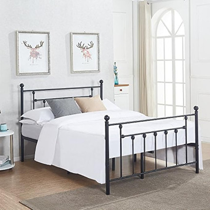 Wrought Iron Beds You Can Crush On All Day Twelve On Main