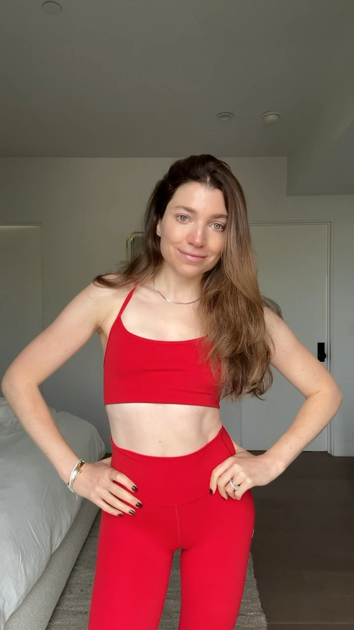 Mornings in @vuoriclothing ❤️ #vuoripartner

#LTKfitnessgoals #LTKCyberWeek #LTKmomlife