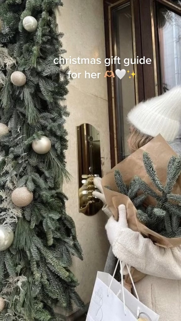 That girl gift guide for her 

#LTKSeasonal #LTKGiftGuide #LTKHoliday