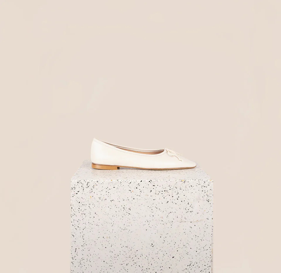 Como Italian Leather Ballet Flats in Ivory | A. Soliani | A.Soliani