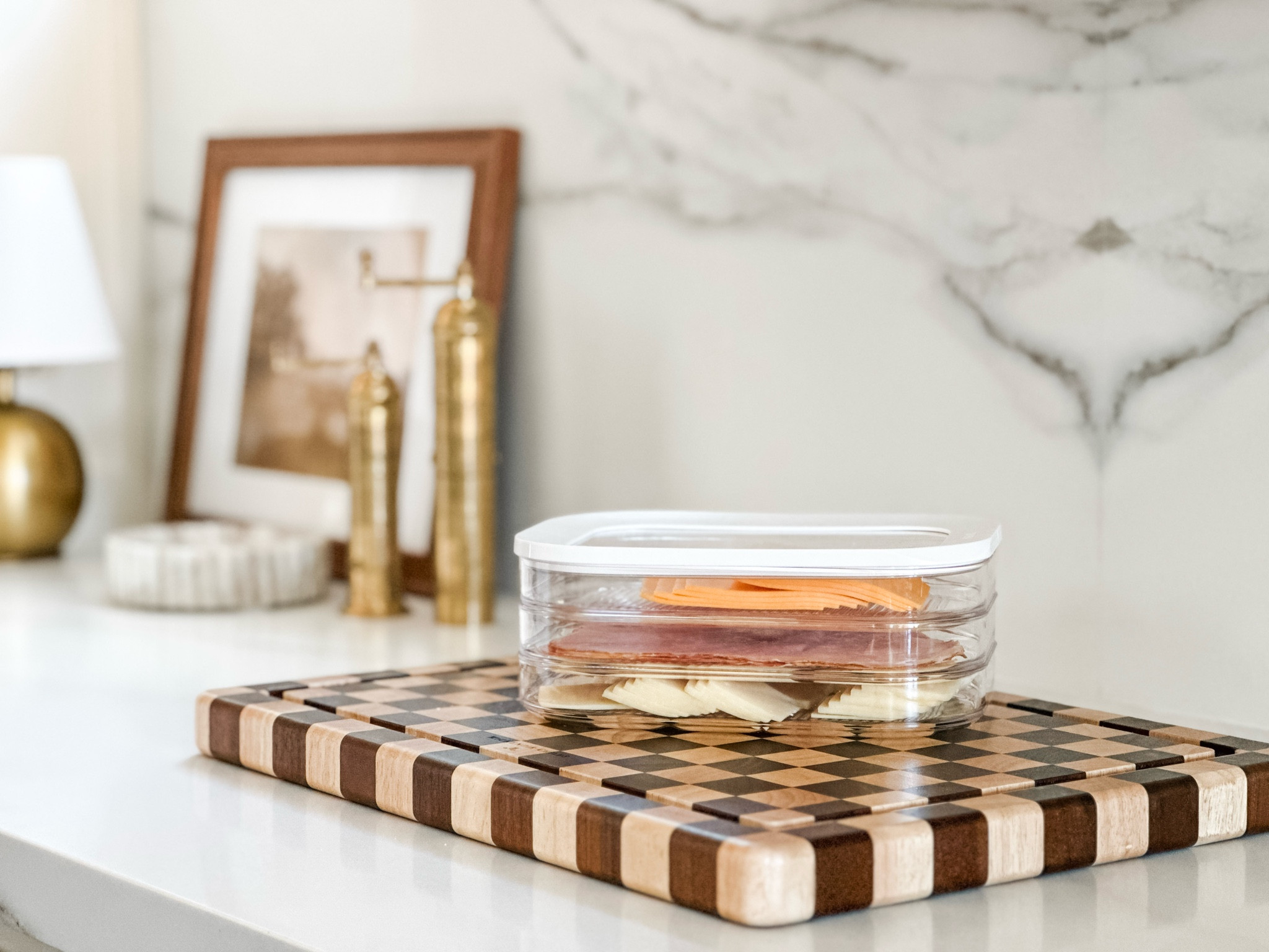 Refrigerator Storage Inspo

kitchen essentials  kitchen finds  kitchen organization  kitchen refresh  neutral kitchen  minimalist kitchen  cutting board  deli meat container  cheese container  fridge organization  fridge storage 

#LTKHome #LTKFindsUnder50 #LTKFamily