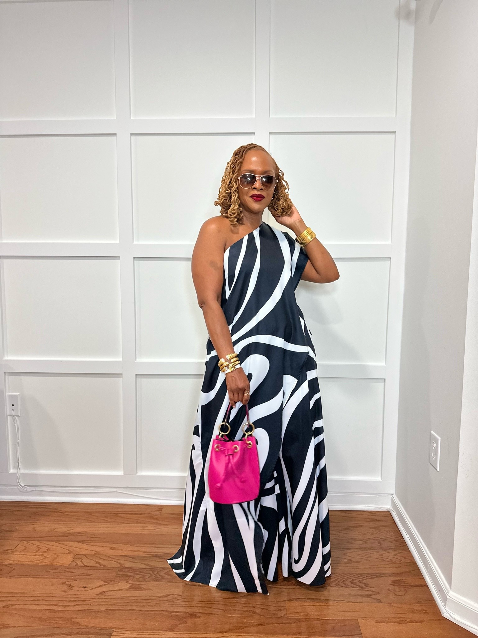 Black and white

#LTKMothersDay #LTKmomlife #LTKootd