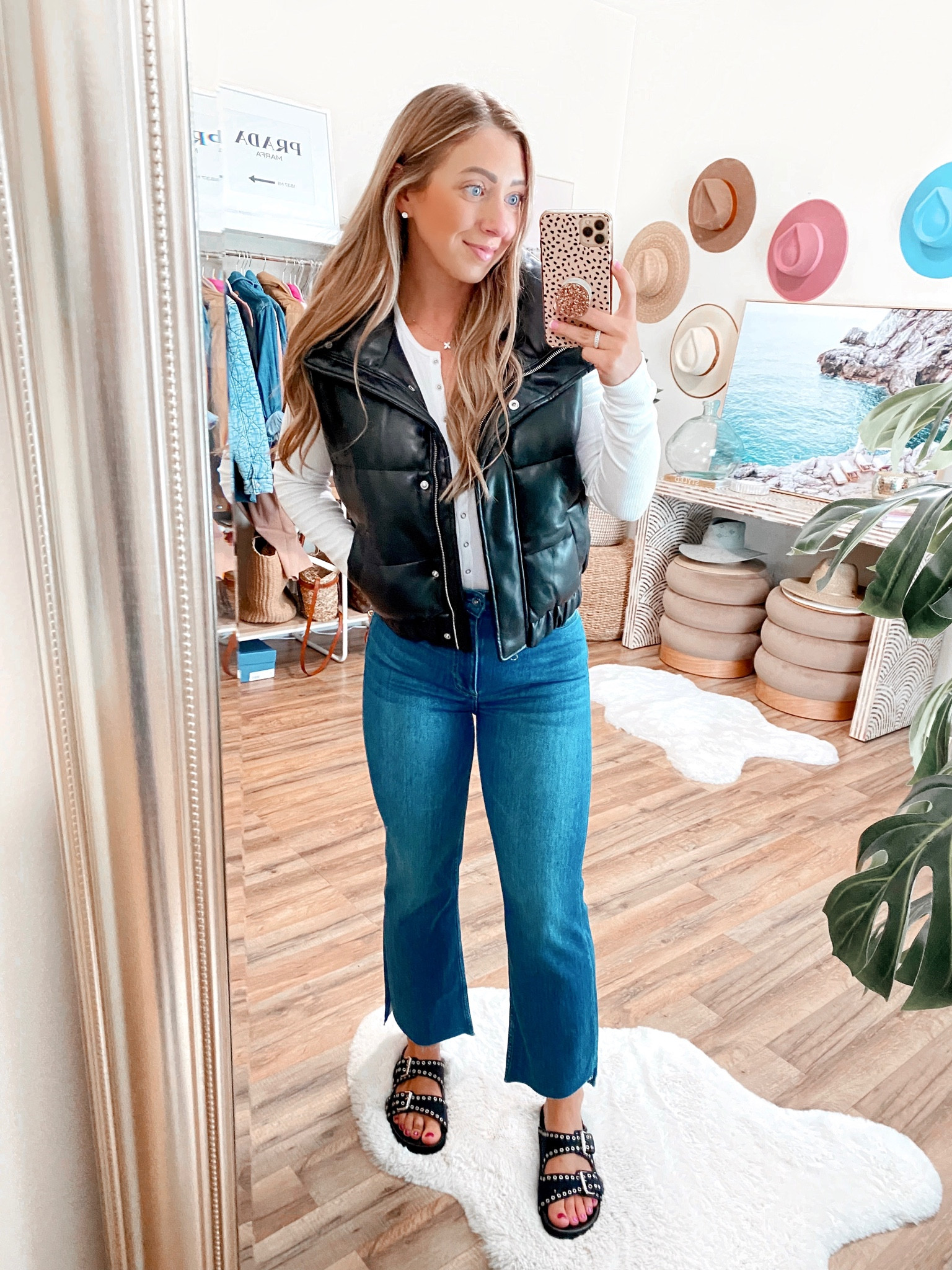 Abercrombie Henley 20% off with code: AFLTK

Size small in Henley and vest (if between size down)

Abercrombie, basics, Henley top, flare jeans, leather vest 

#LTKSeasonal #LTKSale #LTKstyletip