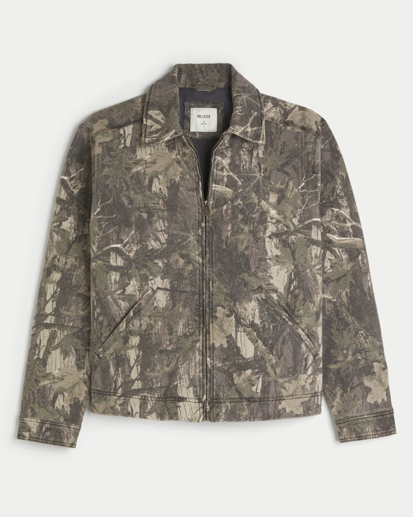 Model:
                  6'3" 
                  in size 
                  M | Hollister (US)