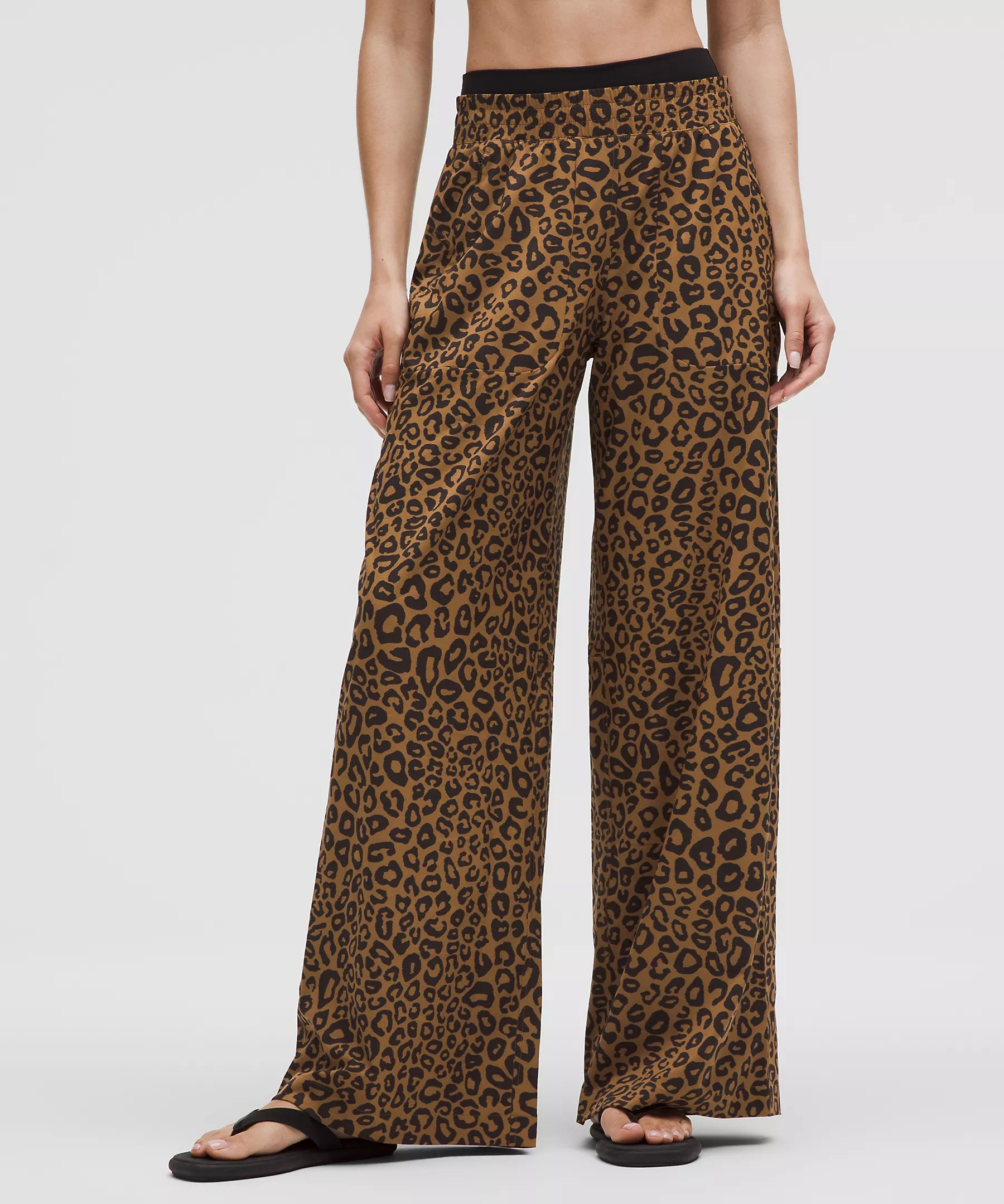 Swift Mid-Rise Wide-Leg Pant | Lululemon (US)