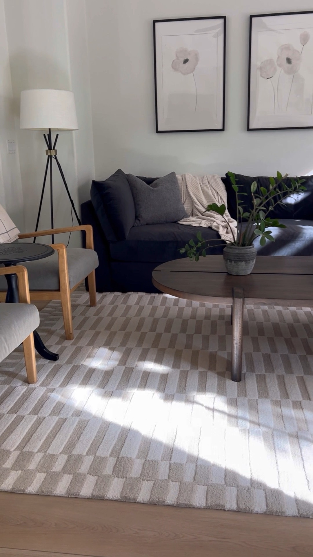 Never underestimate the power of a good rug swap!

#LTKHome