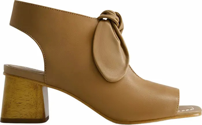 Lizzie Sandal | Nordstrom