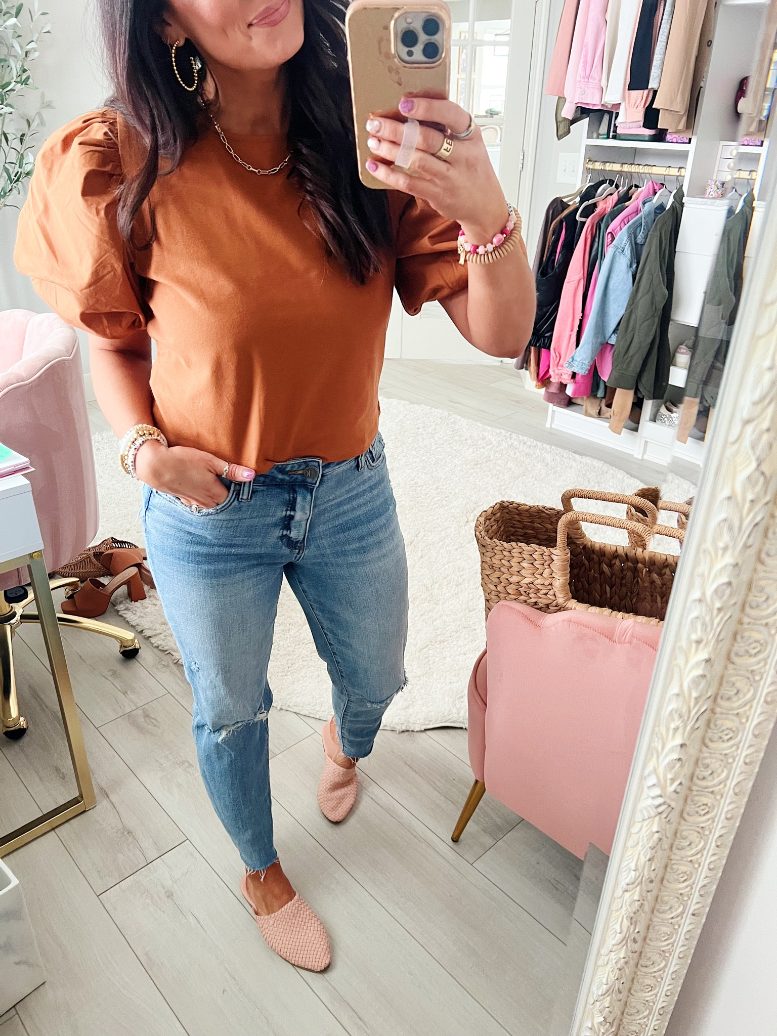 • medium top
• size 4 denim
• mules tts - if between sizes, go up

#LTKunder50 #LTKshoecrush #LTKstyletip