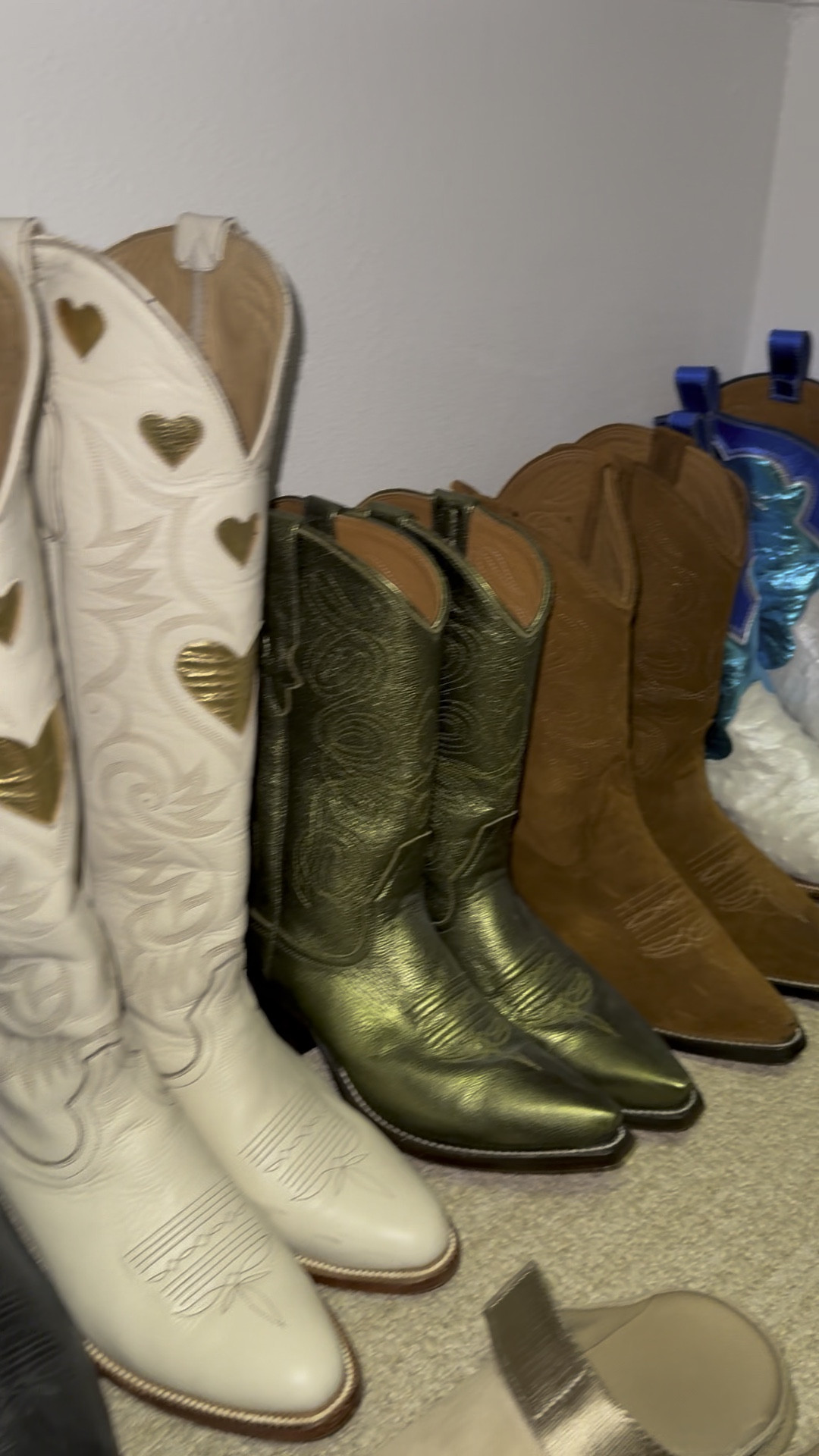 Rodeo Season Begins TONIGHT!!! 

Favorite Brands:
✨ City Boots
✨ Miron Crosby
✨ Lucchese
✨ Tecovas

#cowgirl #rodeo #cowboy #cowboyboots

#LTKFindsUnder100 #LTKStyleTip