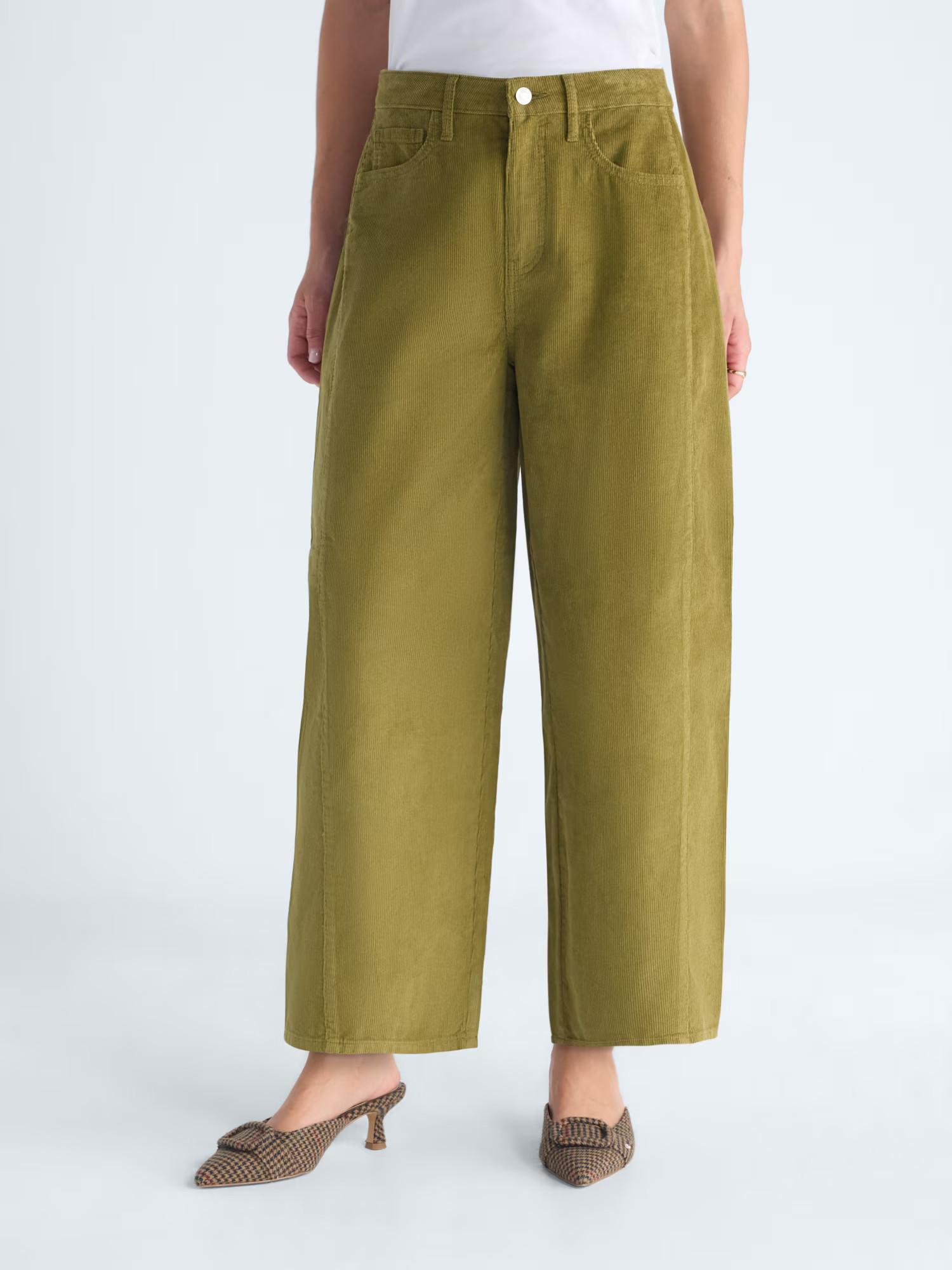 Free Assembly Women's Cropped Corduroy Barrel Jeans, 26" Inseam, Sizes 0-20 | Walmart (US)