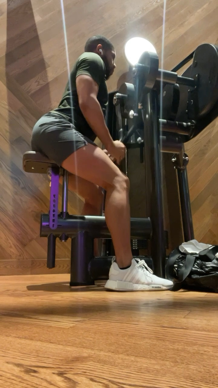 Mandatory Monday Morning workouts w/ @adidas 


#LTKfit #LTKmens #LTKFind