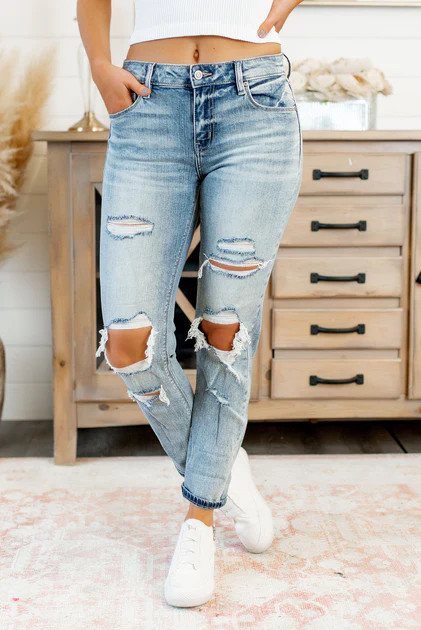 Eunina Frankie Girlfriend Jeans | Blue Layne Boutique