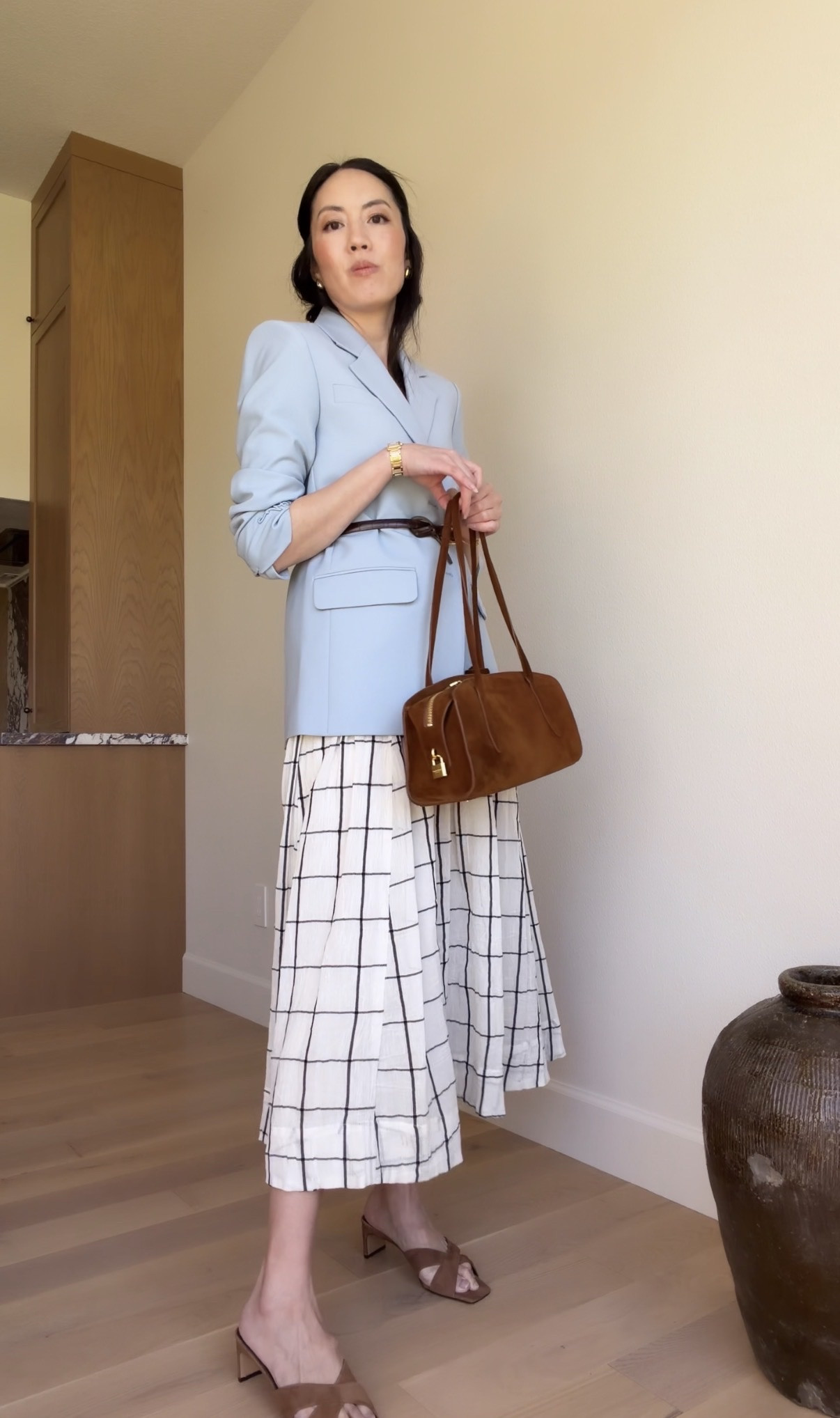 Let’s not underestimate a powder blue and brown pairing. Shop my summer workwear here.

#blazer
#longskirt
#summerworkwear
#classicstyle
#summeroutfit

#LTKootd #LTKgrwm #LTKSeasonal