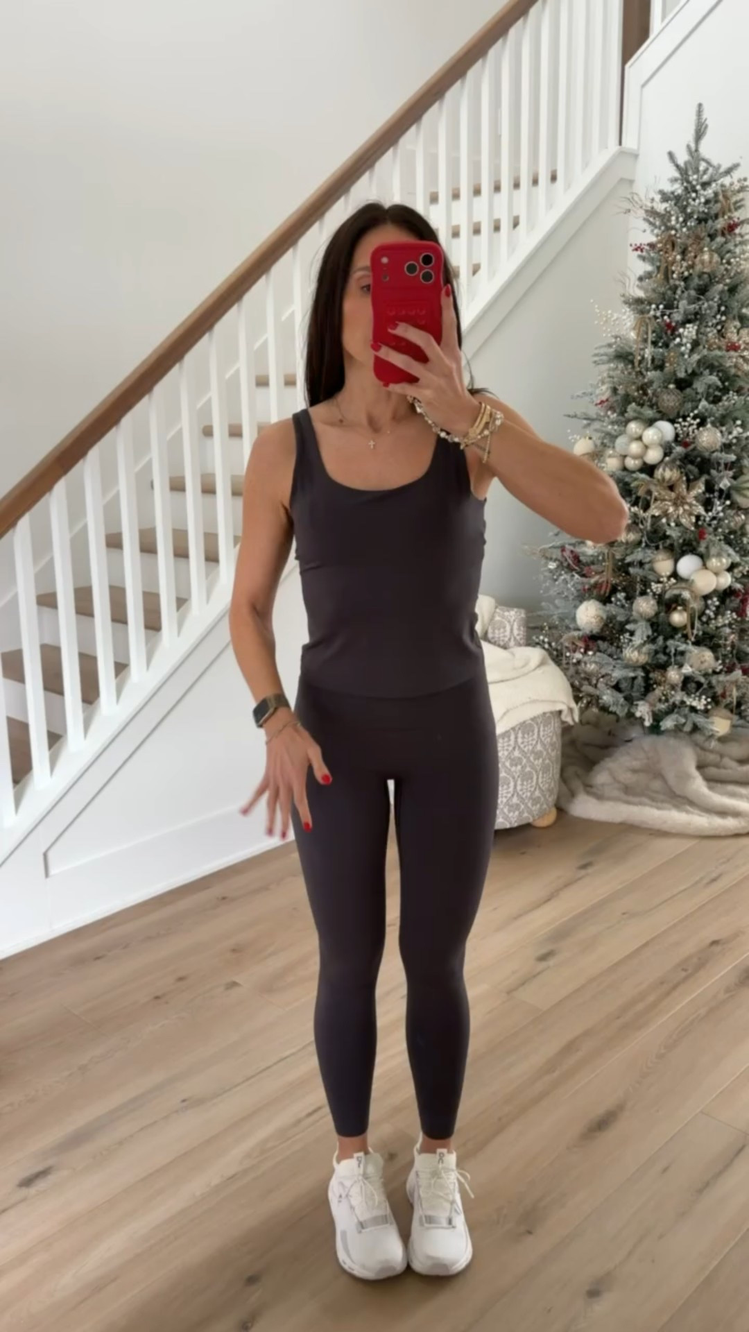 I love Spanx leggings! Use code ANNAMXSPANX to save
Workout set, athletic set for women, gym outfit, compression leggings, annabrstylee

#LTKActive #LTKfitnessgoals #LTKootd