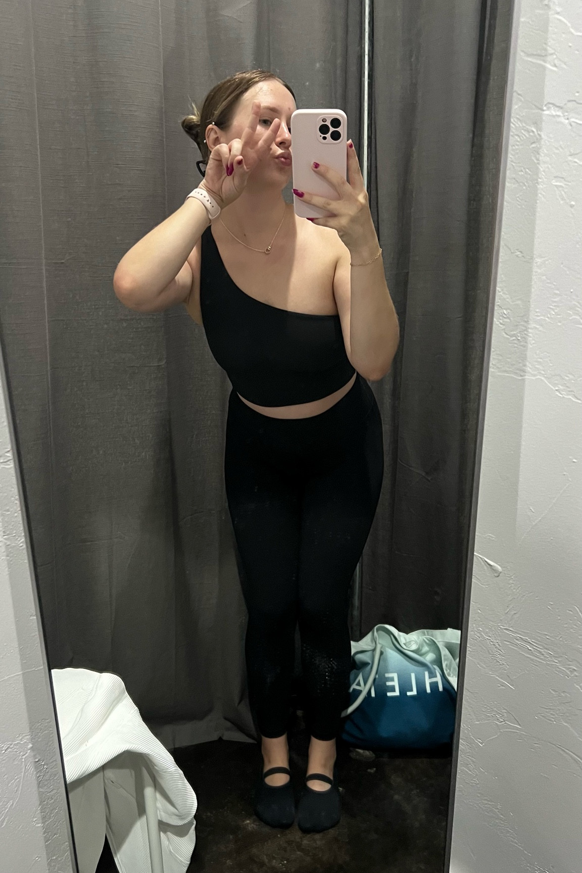 Pilates hottie ootd 🖤

#LTKSeasonal #LTKActive #LTKFindsUnder100