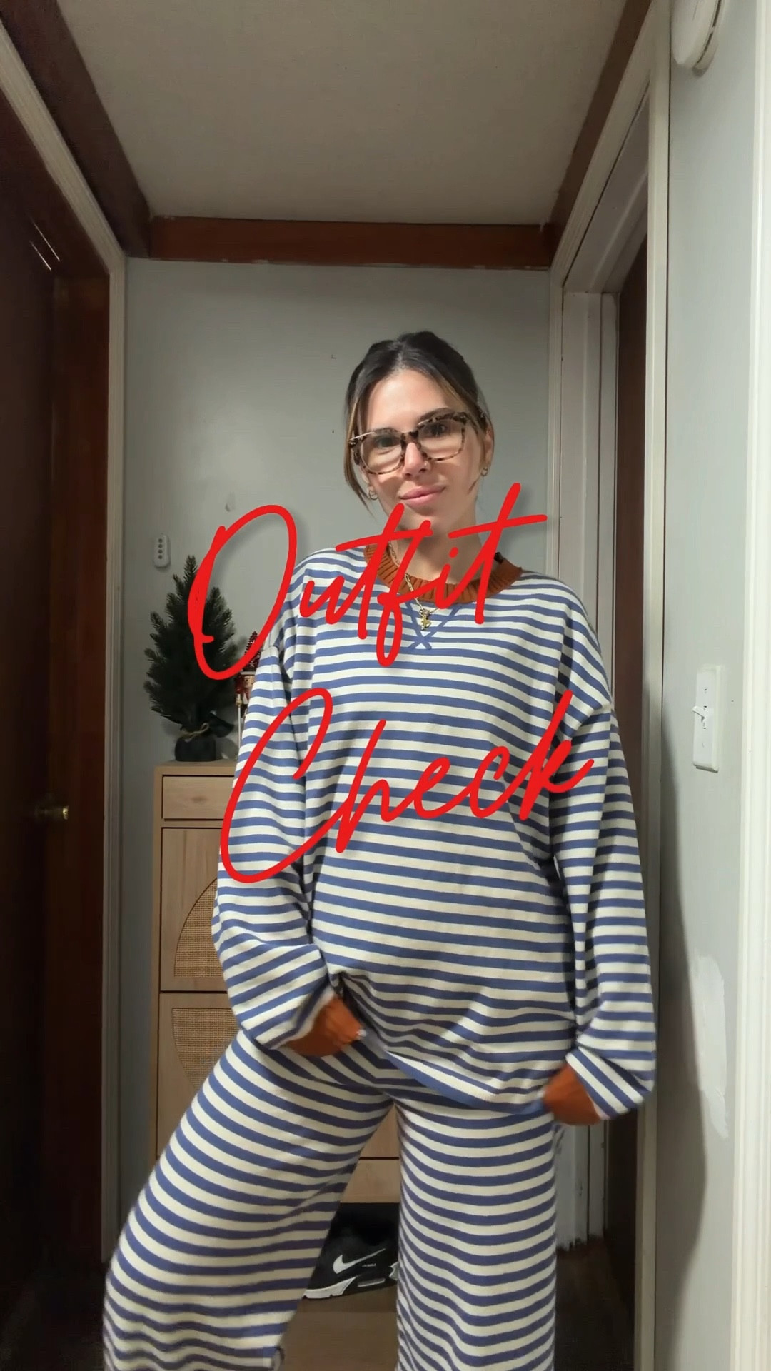 If you want cozy, soft, comfy and stylish this set is it! I’ve worn it once and got soooo many compliments. Love it so much I got it in black striped as well 🖤

#LTKPetite #LTKmomlife #LTKootd