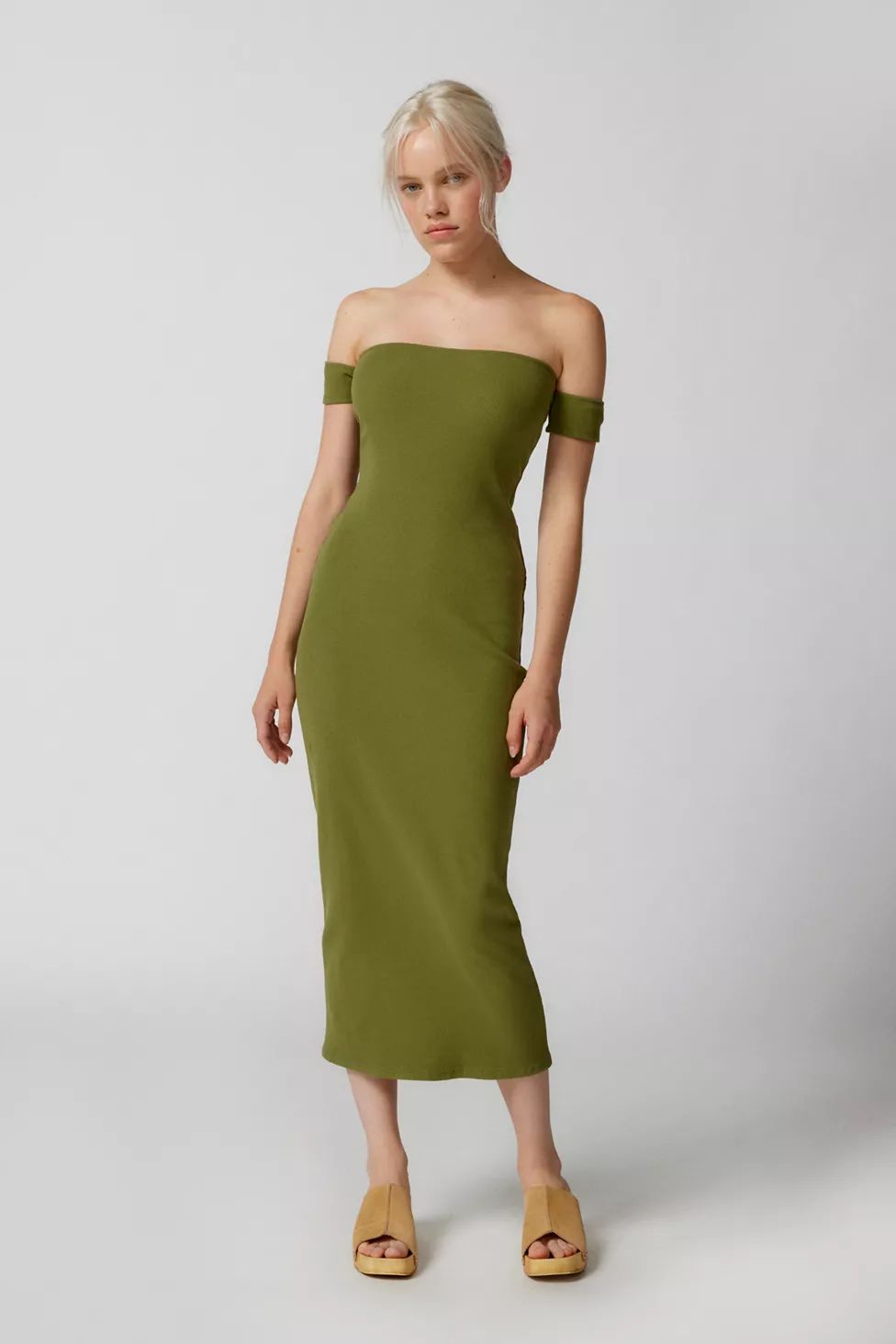 UO Spencer Off-The-Shoulder Knit Midi Dress | Urban Outfitters (US and RoW)