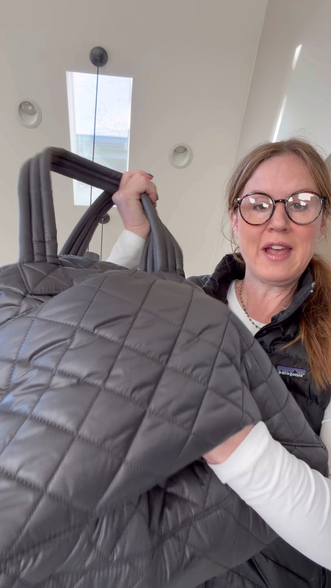 The best travel tote!!