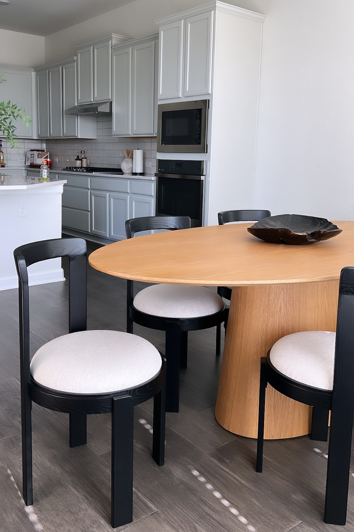 kitchen nook area

#LTKsalealert #LTKhome