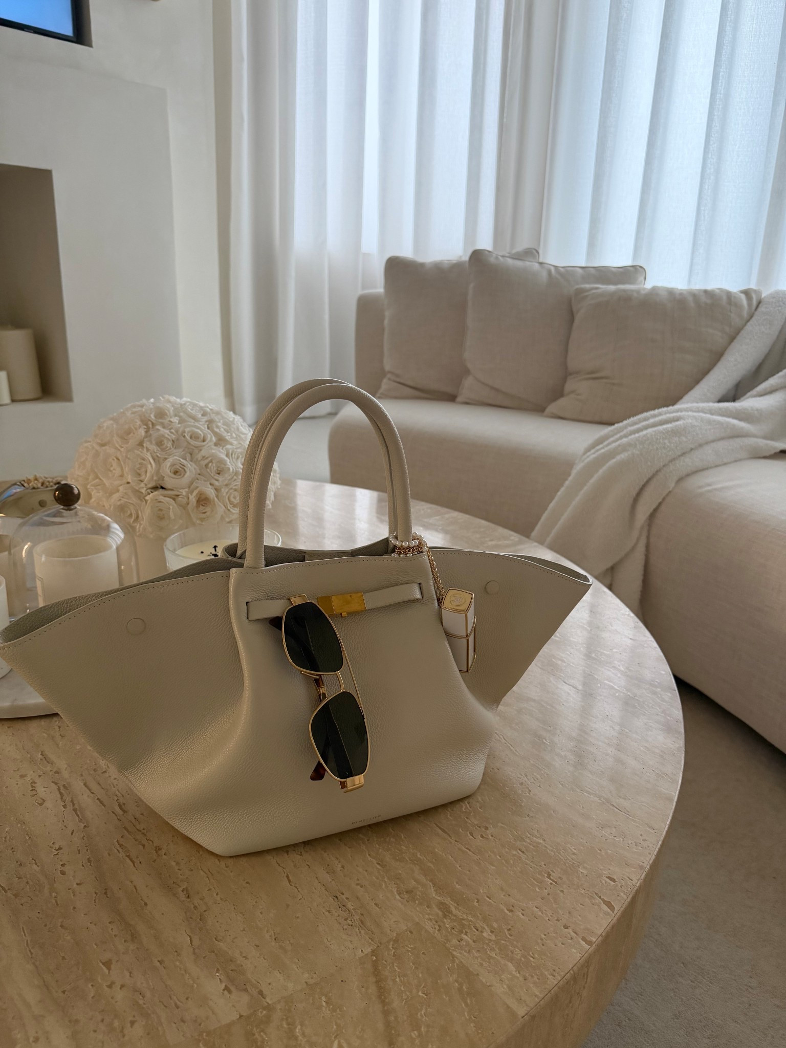 Still a favorite bag, love it so much I have in 3 colors! 🤍😍

#LTKMothersDay #LTKootd #LTKmomlife