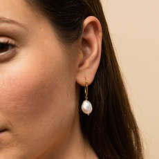 Organic Pearl Hoops | Mejuri (Global)