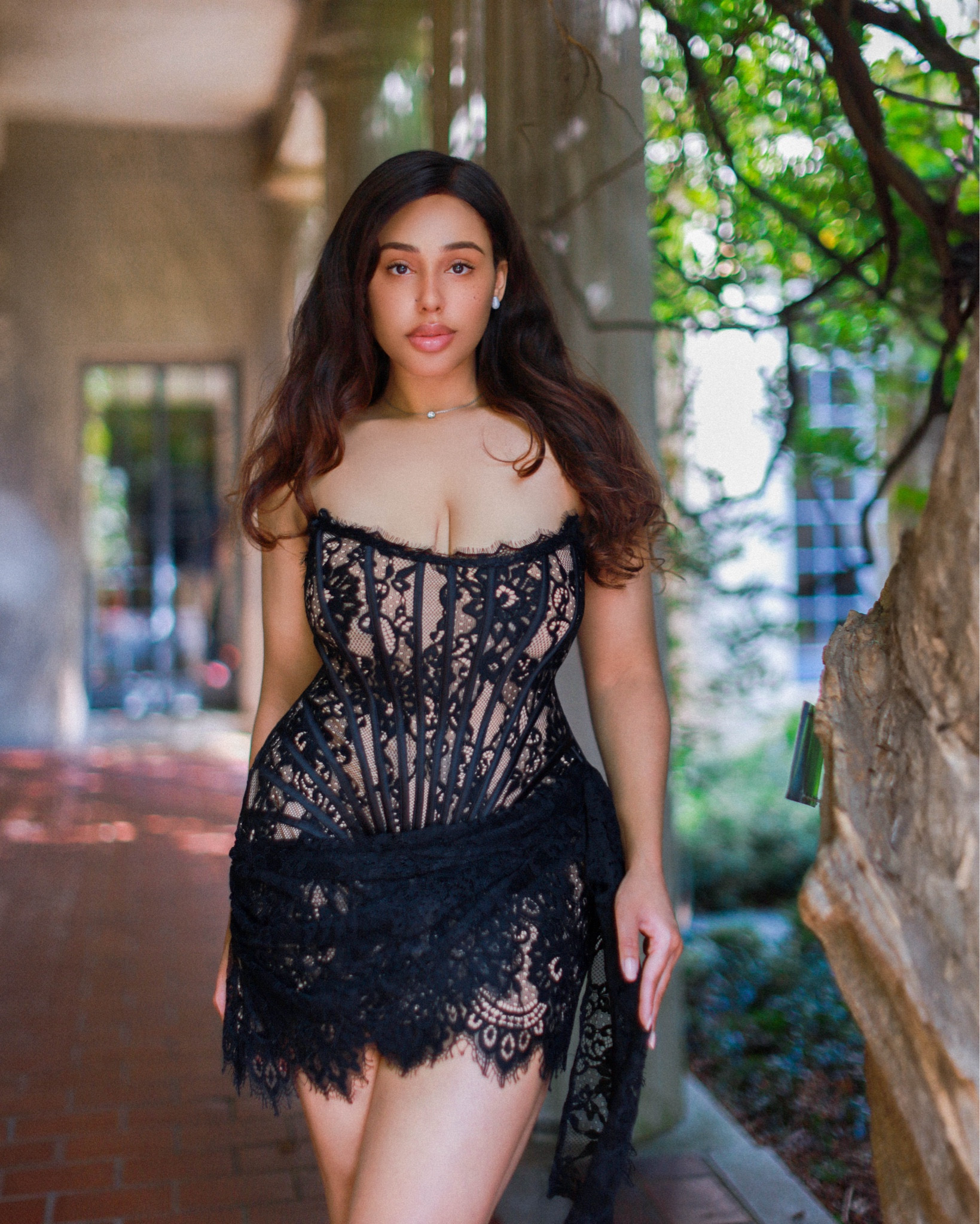 taking in fall’s final blooms 🌾🍂 

#LTKMidsize #LTKStyleTip