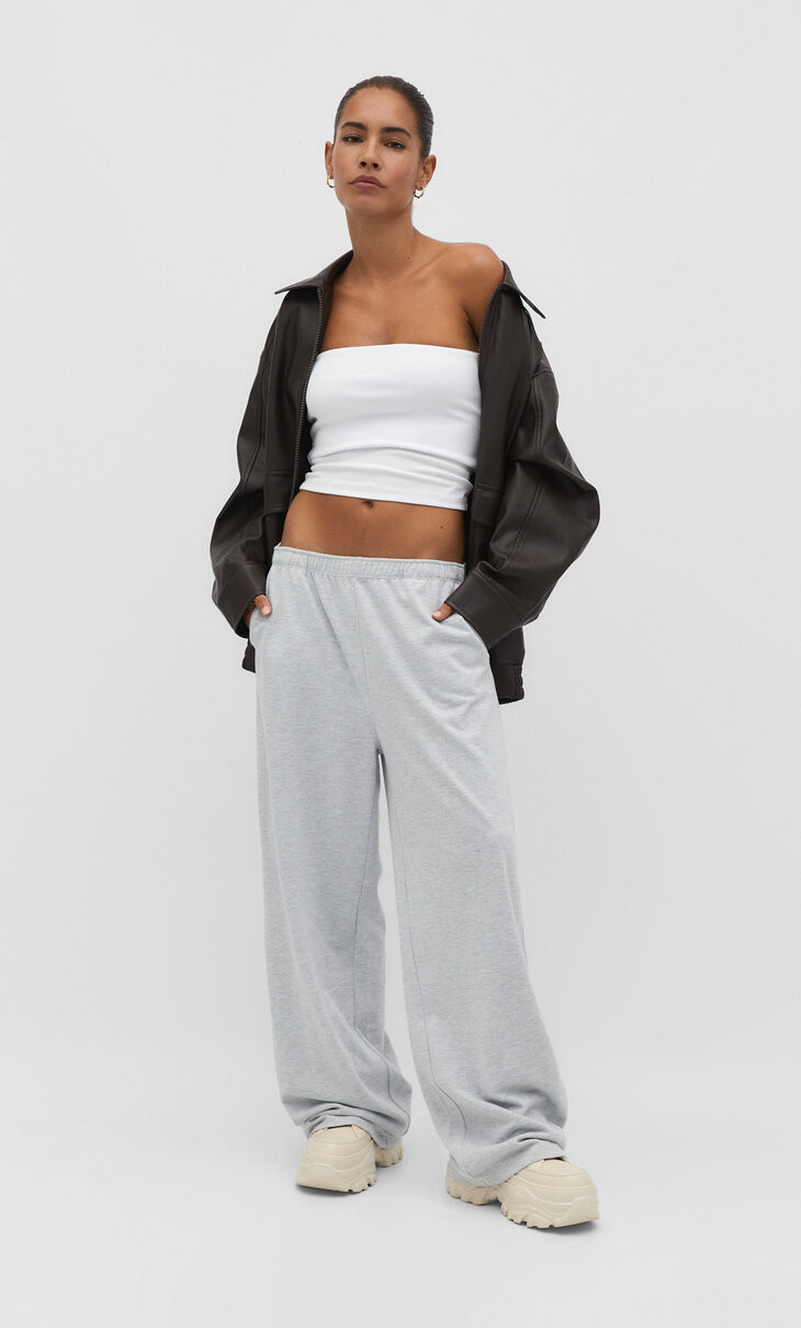 Relaxed wide-leg trousers - Women's fashion | Stradivarius United Kingdom | Stradivarius (UK)