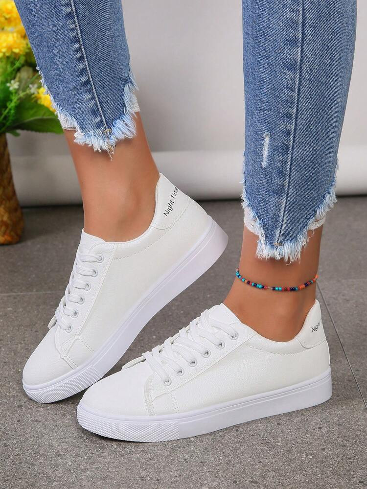 Women Letter Graphic Skate Shoes, Lace-up Front Sporty Sneakers | SHEIN