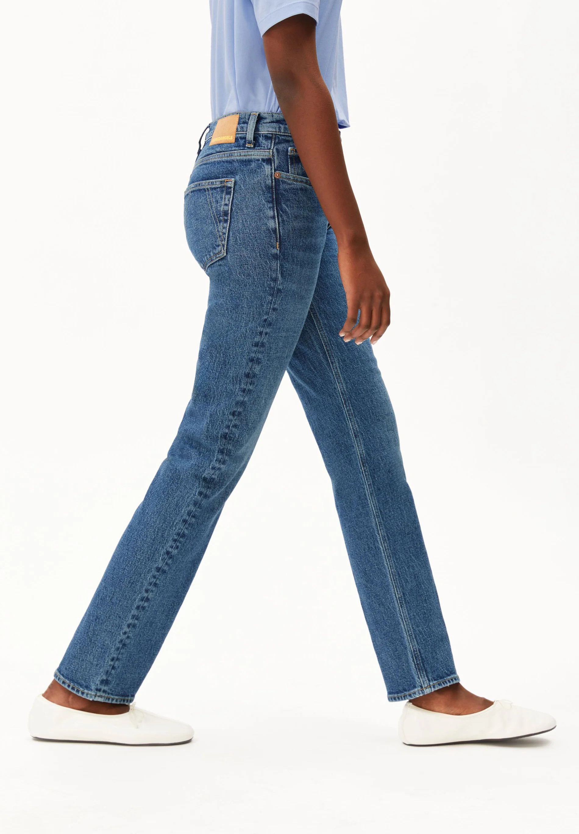 "CARENAA MID STRAIGHT JEANS Bio-Baumwoll-Mix Comfort Stretch" | ArmedAngels (DE)