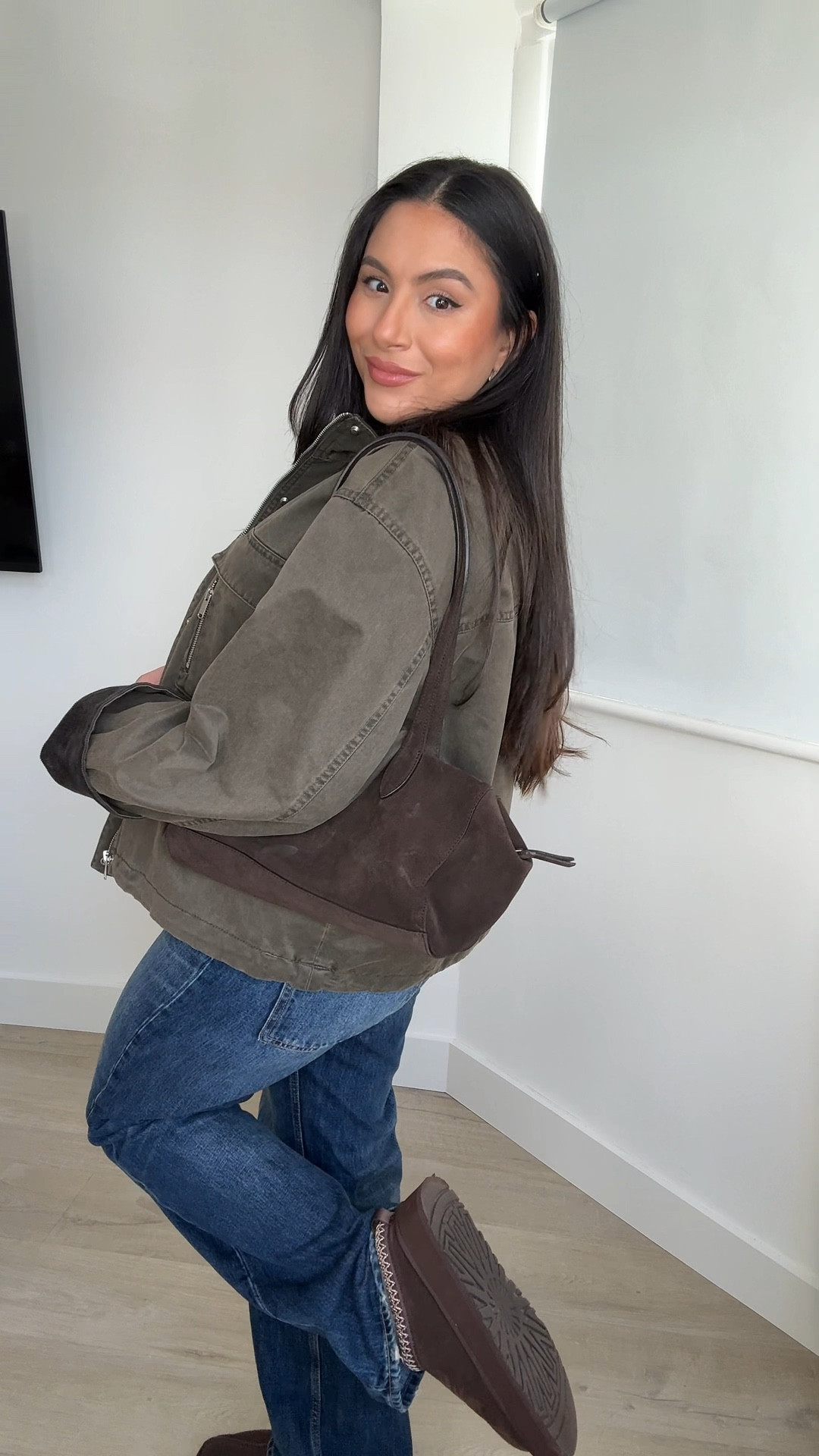 Gorgeous jacket perfect for Spring 🌺

M&S, jacket, jeans, Uggs, faux suede bag, spring 

#LTKFashionMonth #LTKuk #LTKspring