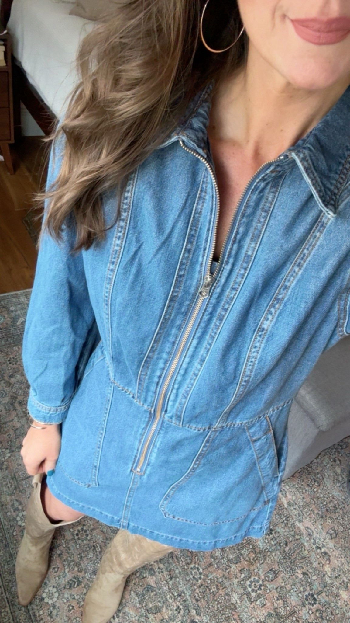Give me all the denim! This denim dress is adorable. Love the zipper detail, pockets, and is very nice quality! The sizes are very limited 😩 so I found some other similar options!