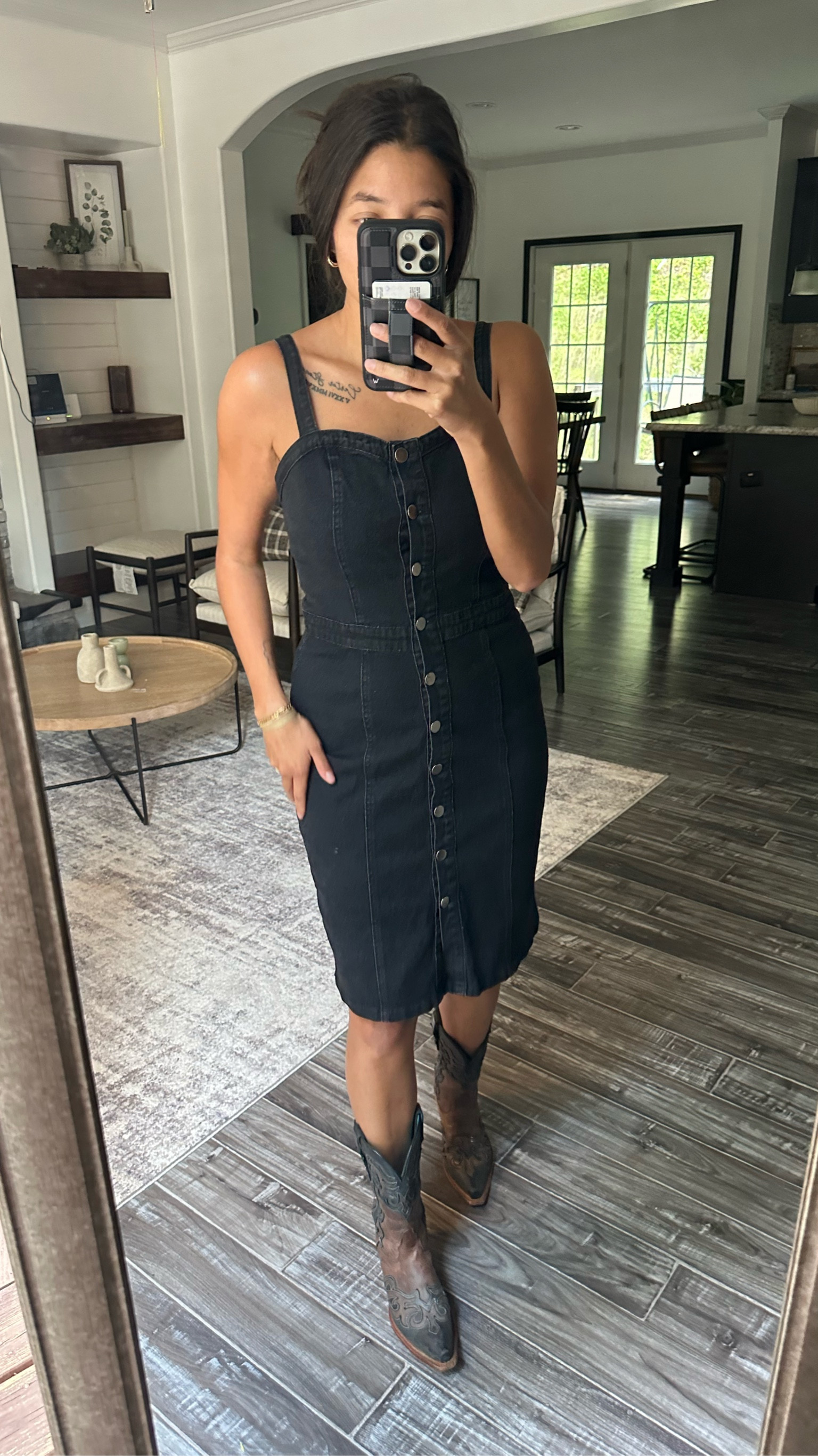 FALL DRESS | BLACK JEAN DRESS | COUNTRY CONCERT OUTFIT | GAME DAY OUTFIT | BUTTON DOWN DRESS | AMAZON DRESS

#LTKFindsUnder50 #LTKSaleAlert #LTKSeasonal