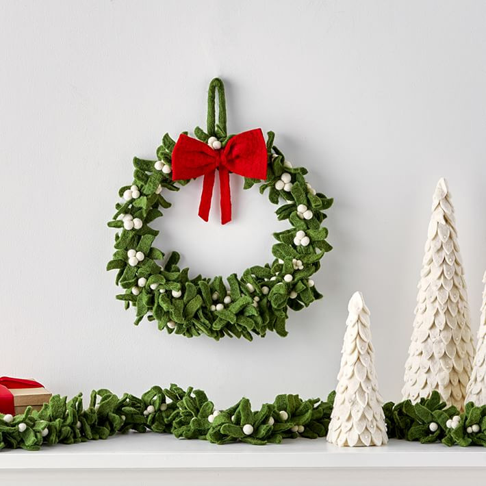 Felt Mistletoe Wreath | West Elm (US)