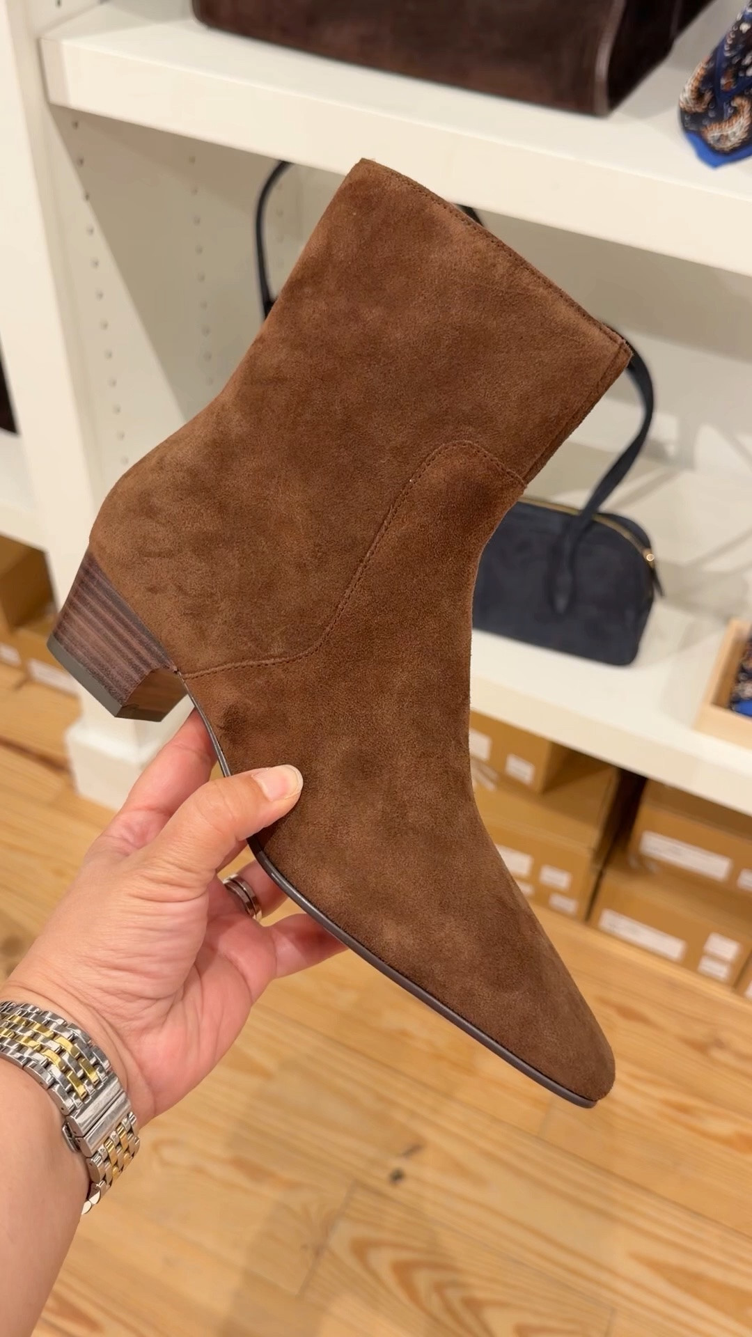 Madewell Insider Sale! 25% off everything when you sign in with your email address. 

The most beautiful fall boots! Aren’t these gorgeous?! Love the suede finish and comfortable heel height. Great for business casual workwear outfits and everyday casual fall outfits and winter outfits with jeans and pants! 

Fall capsule wardrobe, brown suede boots, fall boots, winter boots, Madewell boots, fall outfits women over 50

#LTKSaleAlert #LTKWorkwear #LTKOver40