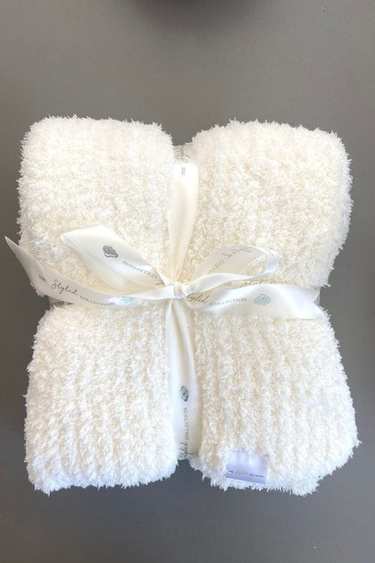 Dream Buttery Blanket-Get Xtra 40% off code through LTK APP | The Styled Collection