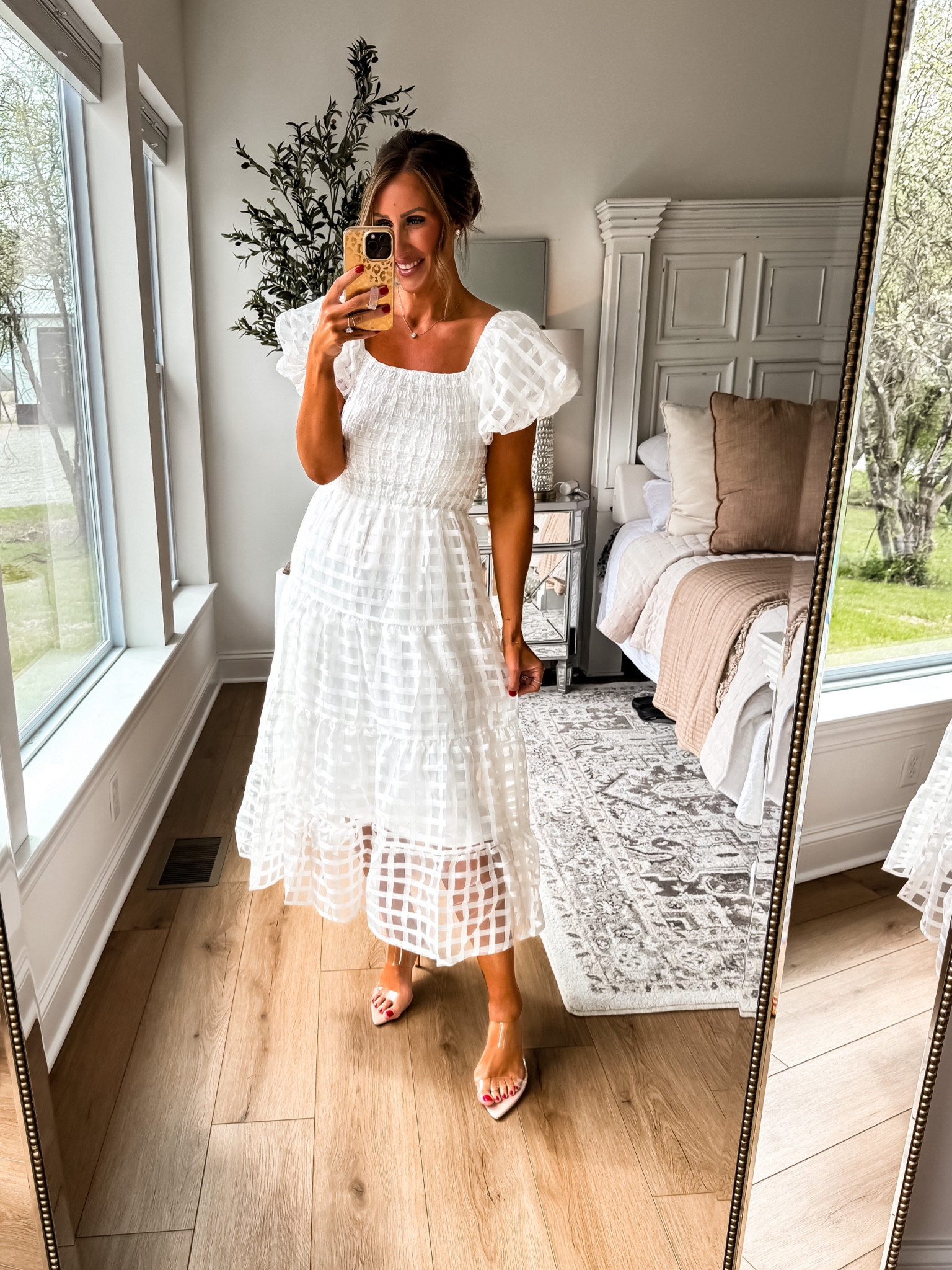 This Amazon dress is so gorgeous. It runs true to size can be worn worn over the shoulder or off shoulder. I sized down to a medium.

#LTKwedding #LTKmidsize #LTKover40