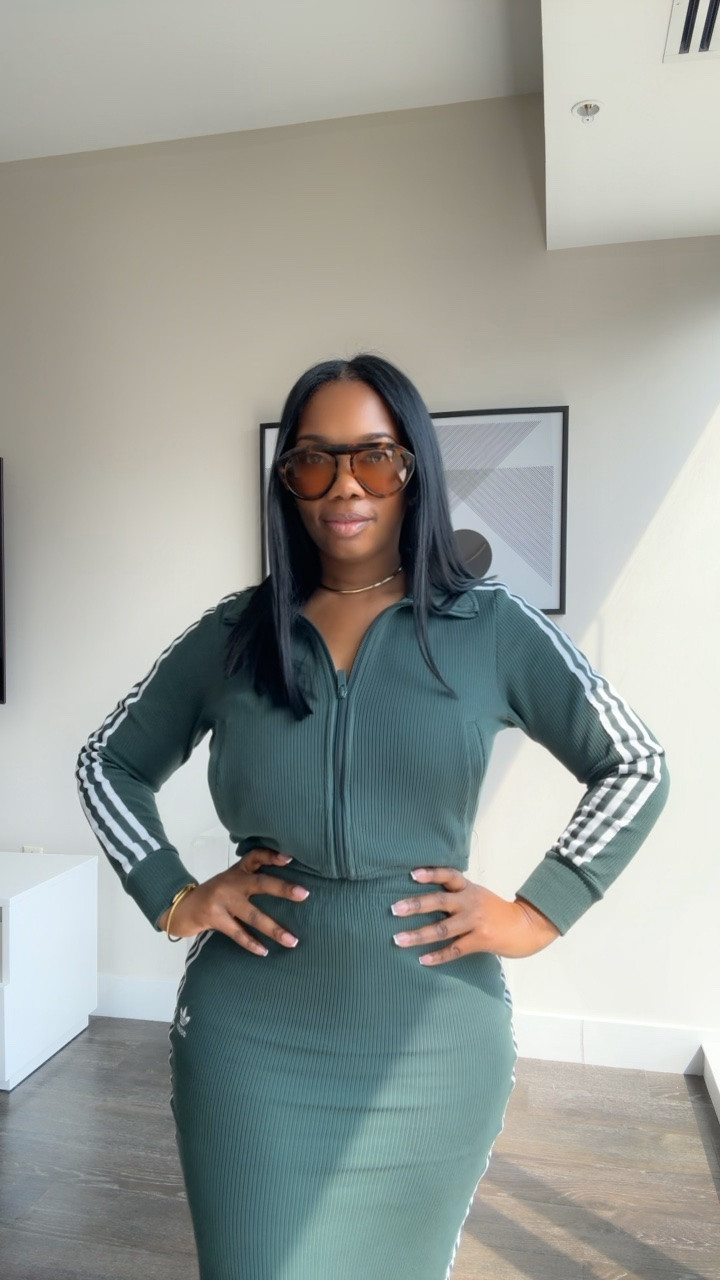 Adidas Summer outfit!
Lightweight, stretchy and flattering.
I’m wearing a size XS in top and skirt.

#matchingset #ltkstyle #outfitinspo

#LTKootd