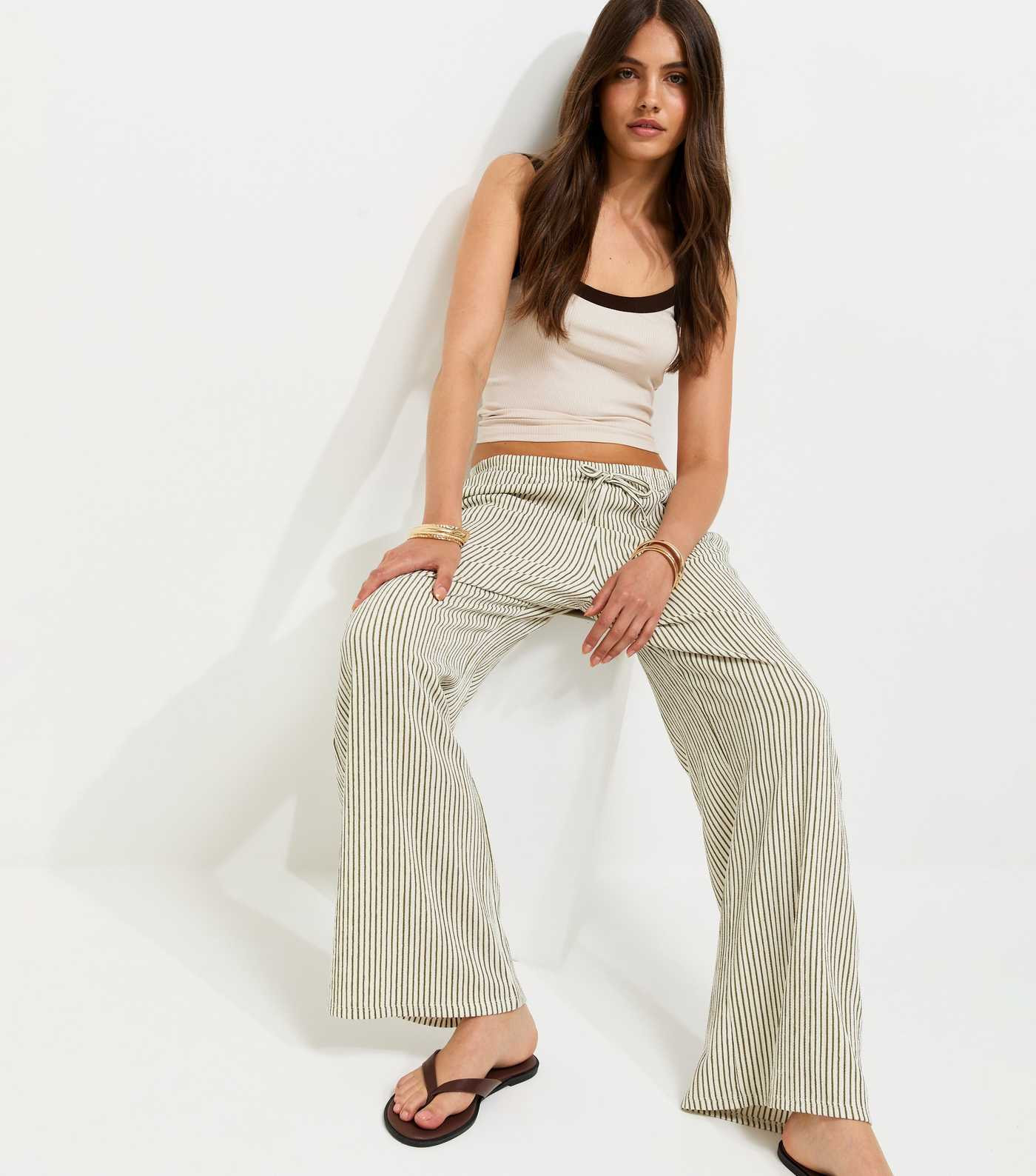 Green Thin Stripe Crinkle Texture Wide Leg Trousers | New Look | New Look (UK)