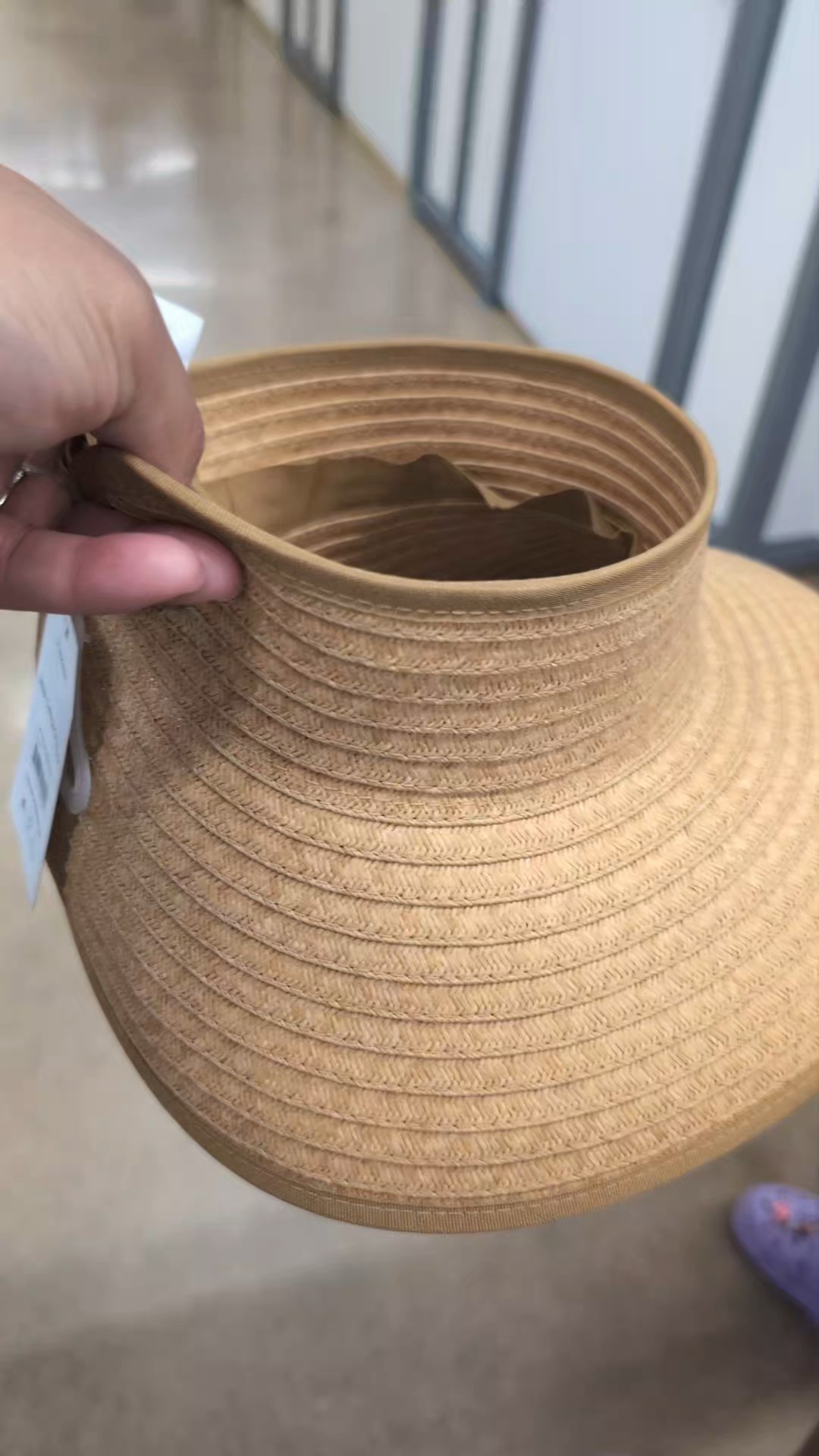 This Walmart visor FOLDS FLAT 😱 pack this for your next beach trip

#LTKgrwm #LTKootd #LTKTravel
