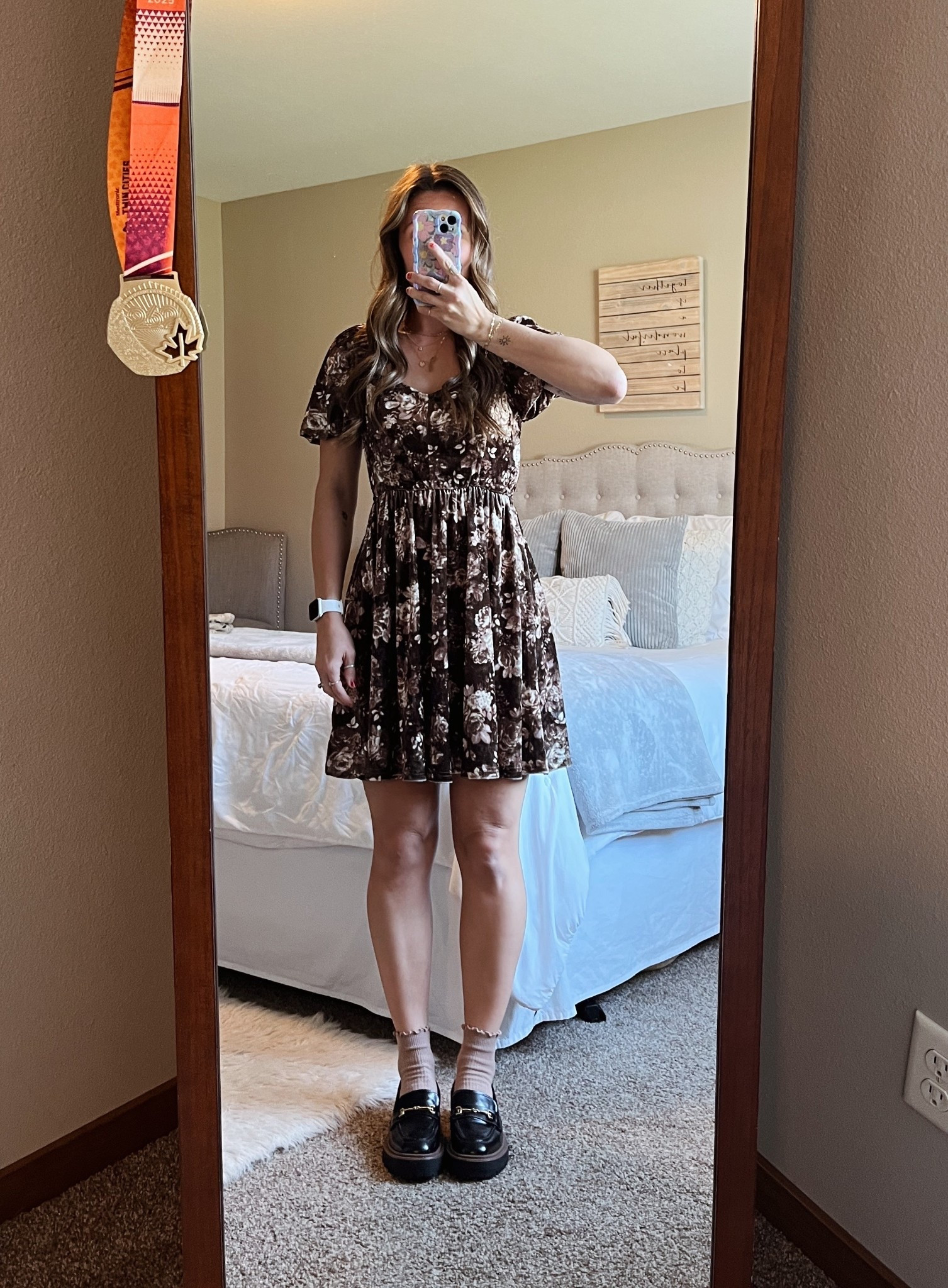 when your MIL gifts you the perfect fall dress🤎 loving velvet for the holidays✨ 

this exact dress is out of stock but I’ve linked some similar velvet finds! 

#LTKPetite #LTKootd #LTKdayinmylife